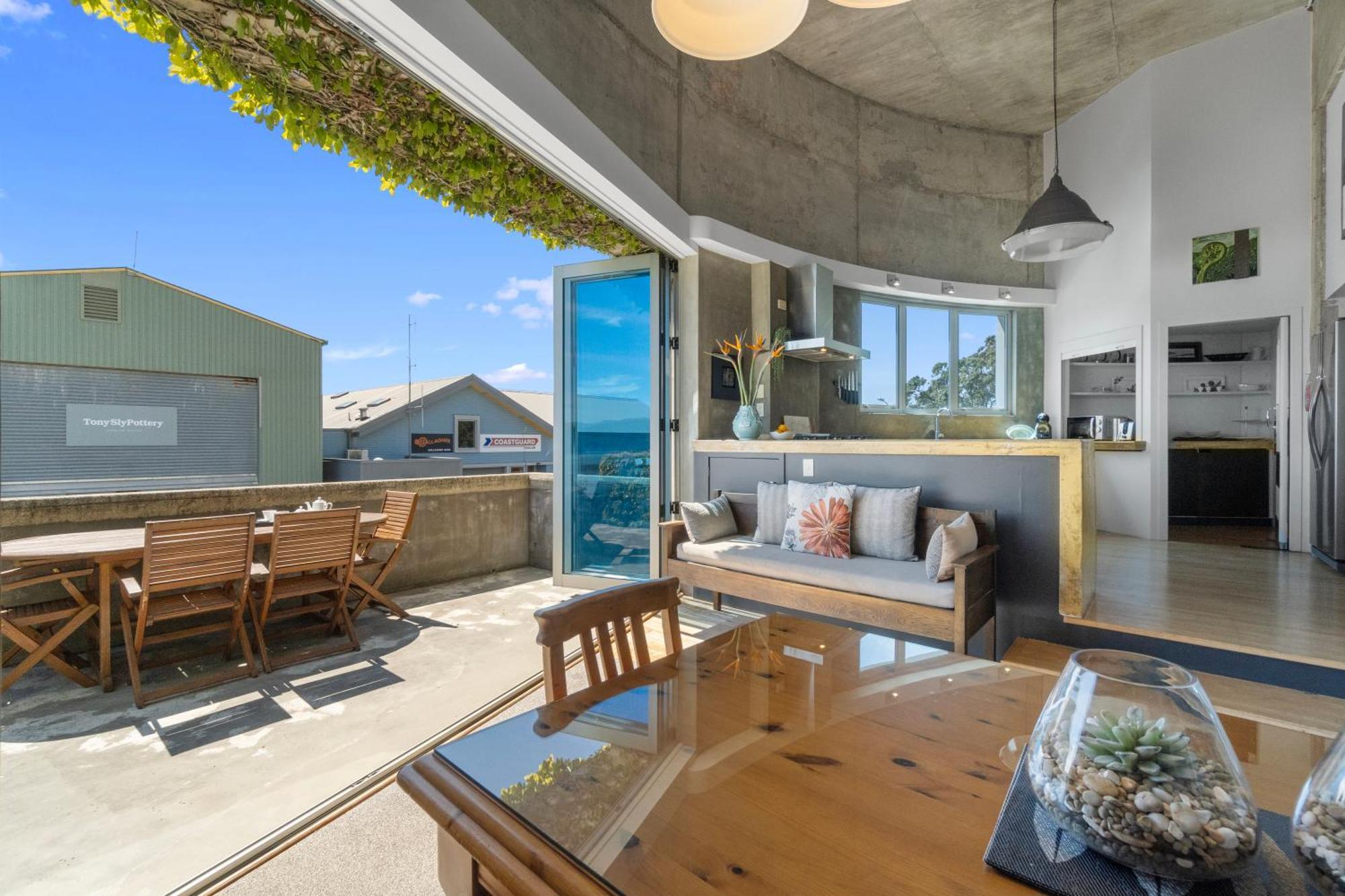 The Silos Apartments Raglan Exterior foto